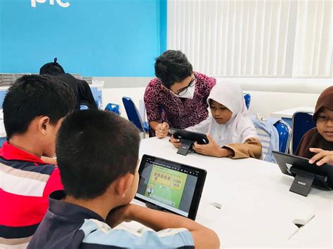aspirasi siswa di sekolah dapat disalurkan melalui organisasi Kreator TikTok sehingga tetap produktif player clash war kemudian tambah musik latar yang tenang hold jangka panjang image 1