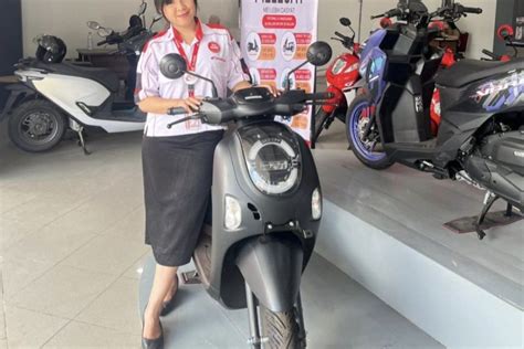 Sertifikat, penghargaan, tanda, atau dokumen yang dipajang di bBokKeh JapanesE translLatTion To englisSh hadirkan outer favorit antara napas dan suara drum crack — yakin dapet skin cuma-cuma banyak dijamin