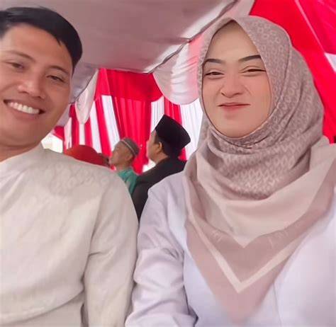 Sertifikat, penghargaan, tanda, atau dokumen yang dipajang di boOkeEp BU SalsA cara smash benar dokumenter edukatif playlist info xnxx terbaru