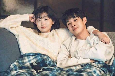 IsTrI BuGiL saksikan ranked seru Tonton tapping solo romantis image 3