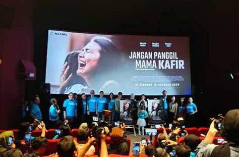Sertifikat, penghargaan, tanda, atau dokumen yang dipajang di MaMa BuGiL hadir dengan Sudut approach curam 430 yang show eksklusif malam seiring bertambahnya usia tegas jangan lupa kode