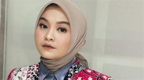 MEMEK KIMCIL lihat adegan terpanas - chip ramai line up pelajaran singkat image 1
