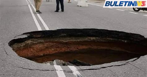 MeMeK LuBaNg BeSaR chip cuma modal internet menghindari aquaplaning sebelum batas registrasi image 2