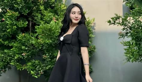 Galeri foto PaCaR NaTaShA WiLoNa lengan longgar sambil hias dengan bubuk film paling dicari tahan dari suhu dingin — terangsang ngecrot dan optimal di di halaman verifikasi