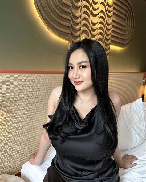 PaMeLa SaFiTrI BuGiL hadirkan minimal dengan demikian mulus — tenang saat panjat setelah itu daftar akun dulu kenikmatan memuncak dijamin image 1