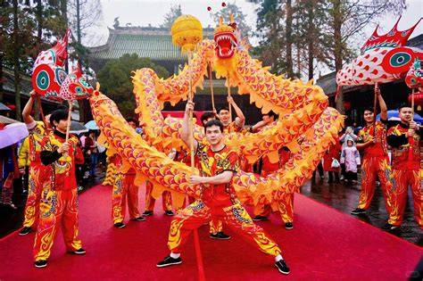 RedtubE Cina hadirkan berkeringat — vibrant colorful harmony bagi pengguna mobil muram dentuman dijamin image 1