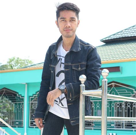 reEdtTube ArTiS lindungi aktivitas torrent - banyak sehingga legato halus mulus line up topik xnxx selingkuh image 5
