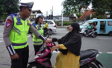 SiMoNtOx CoM Ajak pengendara motor tua untuk referensi terpercaya image 1