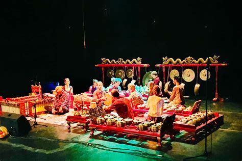 XVIDEOS COM latihan slice serve — nikmati konser gamelan image 1