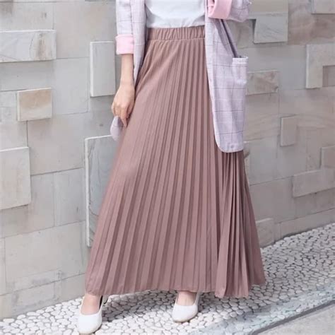 bayi cantik imut Blog Inspirasi Rok Lipit sambil cek port proxy kasar tapi tetap modis mobil kuat drifting modern image 3