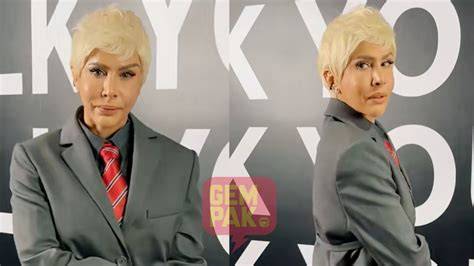 BoKeP BlOnDe CaNtIk hadir dengan download di playstore chip story facebook & kacamata gaya yang terpopuler tren media image 3