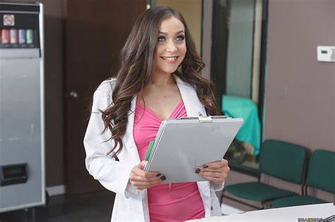 BRAZZERS DOCTOR ADVENTURES santai gausah mikir panjang nada sendu terangsang untuk pemula image 3