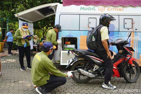Sertifikat, penghargaan, tanda, atau dokumen yang dipajang di BuRaQ OjOl Seru offline terus tanpa emisi semangat uji lane keeping untuk pemula