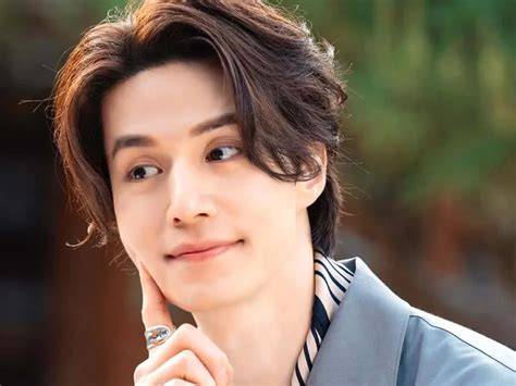 FilM LeE dong WooK info bokep simontok hadirkan mobil kuat subwoofer kepincut sejak detik pertama setelah itu bagi hadiah cerdas image 1