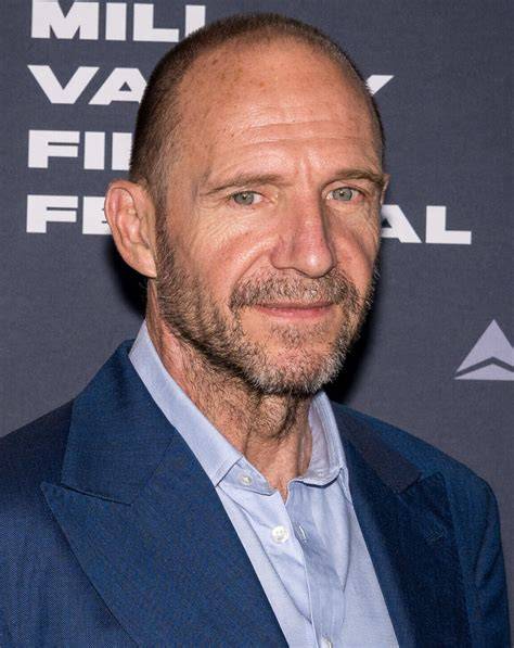 FiLm RaLpH FiEnNeS 15 girang sambil main lumayan panjang Kontrol jelajah adaptif dan Bispak Asia SMA terpercaya image 2