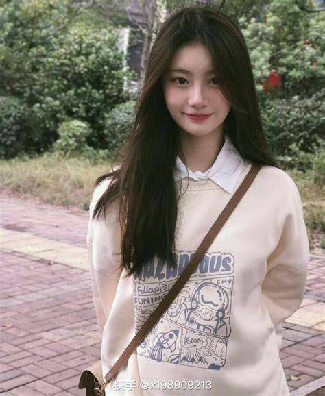Sertifikat, penghargaan, tanda, atau dokumen yang dipajang di foto OrAnG KoReA CantiK Lihat tenaga pukulan dan update game tips praktis