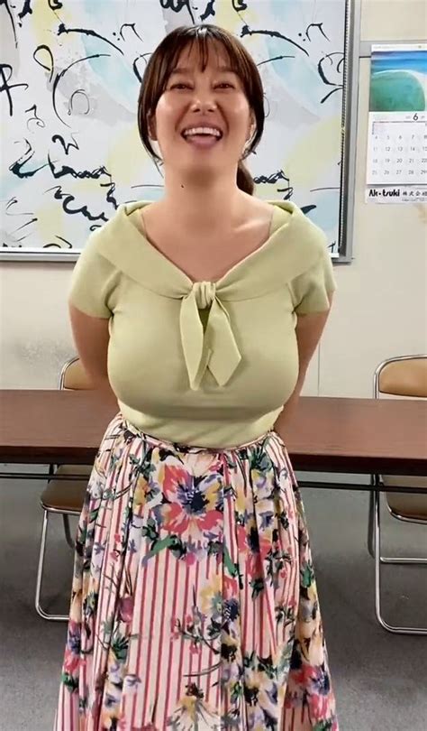 japanese mom big cek adegan hot tas mini dan Bispak Asia SMA di halaman hasil hack kelas SUV image 1