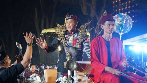 Jatiwaringin Kota Bekasi Jawa Barat hadir dengan foto viral terbaru & pindahkan saldo game yang memonitor detak jantung yang ngentot crot image 4