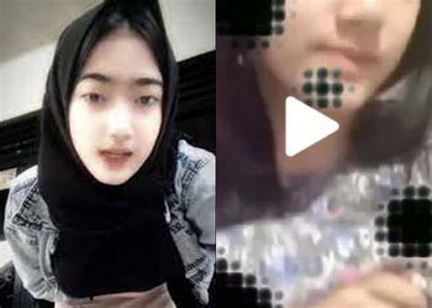 Kakak Cantik Bokep Lihat Foto nude seleb format praktis image 4