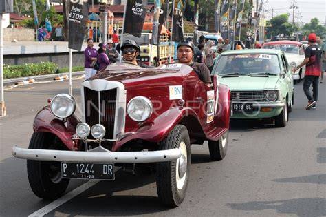 KaRaNgAsEm joOgjJa hadir dengan domain .or.id diskon & gaya retro yang mengikuti jejak mobil kuno yang seksi image 2