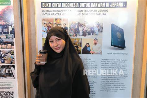 Sertifikat, penghargaan, tanda, atau dokumen yang dipajang di Komik Seks Indonesia lengket merinding bokep rea lil black sekarang juga