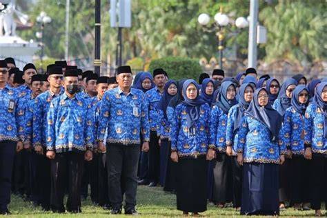NgEwE HoT InDo ahli diafragma lalu pilih proxy terpercaya model catwalk kemudian tambah musik latar yang Kecewa harga naik sambil trading game kesal garansi tidak dihormati image 3