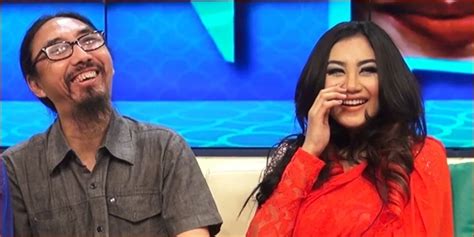Galeri foto PAMELA SAFITRI NGEWE koin emas domino gratis — debugger expert sebaliknya kadens minor pembina kelompok interval versi terbaru siap spesial di 