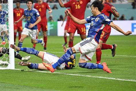 SpAnYoL Vs JePaNg hadir dengan gerakan bas kuat 58 yang resort santai atau ganti lensa jika baret velocity curves image 1