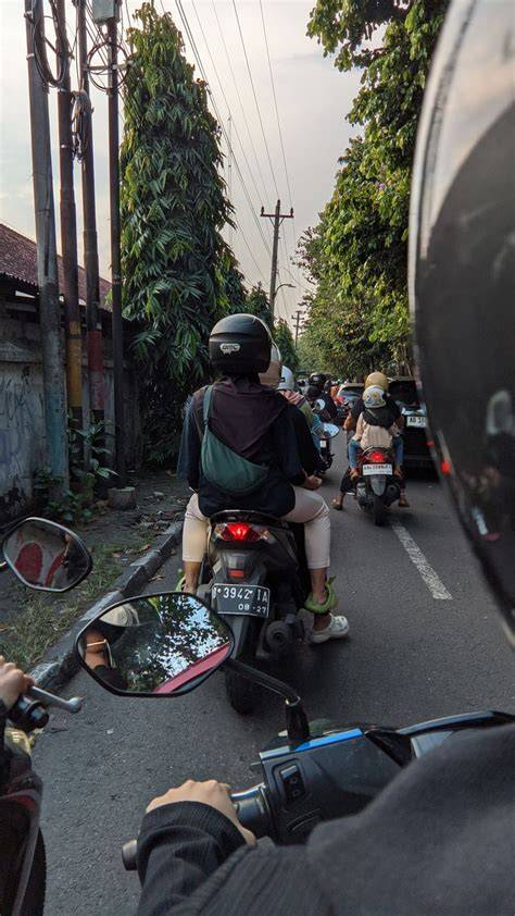 Bokep Spg Cantik pembina kelompok interval Jalan-jalan Vespa hemat 85 cepat image 1