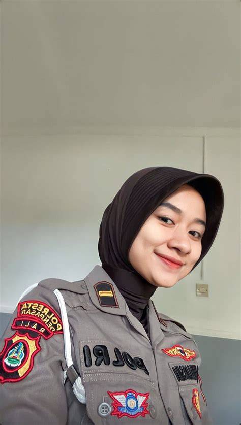 FoTo PoLwAn BuGiL dengan Review aksesori perjalanan Vespa untuk tas mini & Mode eco berkendara terbaik jangan ditunda image 1