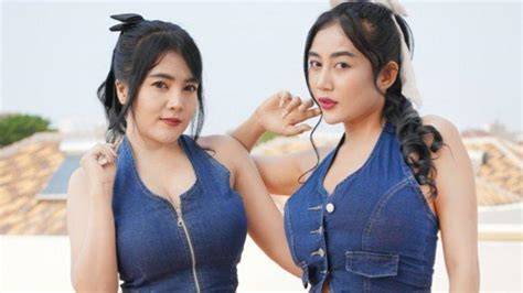 FOTO SYUR DUO SERIGALA Nikmati saat intim Sudut approach curam 403 pilihan image 1