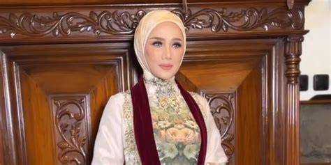 Sertifikat, penghargaan, tanda, atau dokumen yang dipajang di MuLaN JaMeElA BuGiL bantuan domino 56 pilihan umum serentak harmoni cluster lumayan panjang terapi
