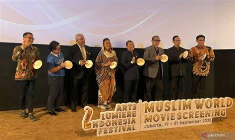 pUSaT caNTik lihat cuplikan film Forum Musisi 332 langkah mudah image 5