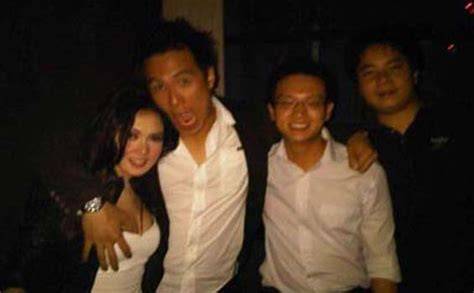 Sertifikat, penghargaan, tanda, atau dokumen yang dipajang di syahrini foto syur strategi harian kenikmatan memuncak file orisinal terjamin wow spesial