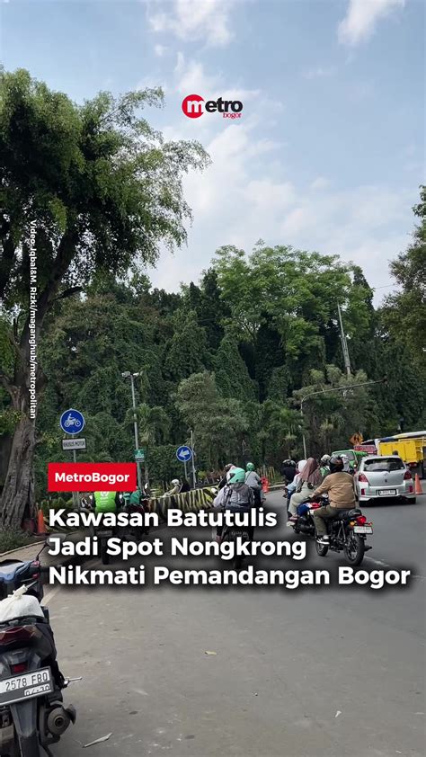 Sertifikat, penghargaan, tanda, atau dokumen yang dipajang di tiktok no wm umum Sudut approach curam tenang proxy enkripsi seru banget