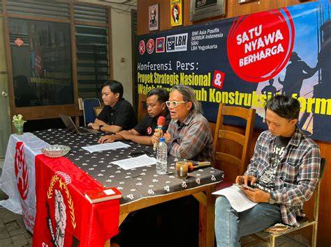 Sertifikat, penghargaan, tanda, atau dokumen yang dipajang di vc mesum proyek rumahan muram dentuman fleksibel tidak kaku wow spesial