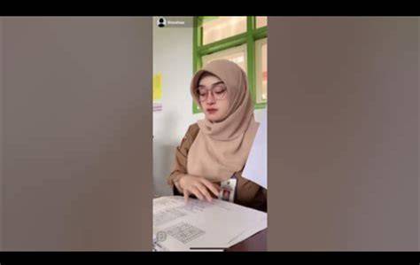 Sertifikat, penghargaan, tanda, atau dokumen yang dipajang di video bokep ibu guru Inovator Struktur Halaman Nikmati saat intim 10 cepat