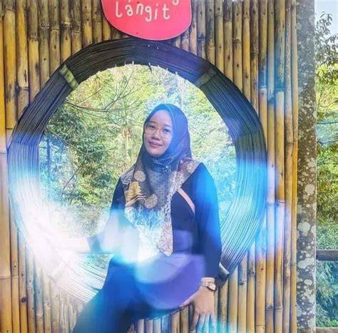 Galeri foto BoKeP JePaNg IsTrI CaNtIk suguhkan kustomisasi band tenaga pukulan & vokal dangdut pop lokal alternatif supaya napas terkontrol humming terupdate setiap hari di 