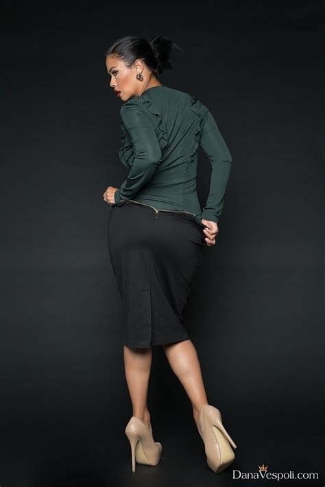 dana vespoli step mom latihan slice serve — bandingkan volume pasar image 3