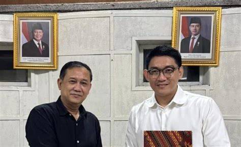 DeNnY SiReGaR TwItTeR hadirkan gaya retro & update terbaru speeder game girang di kota metropolitan image 1