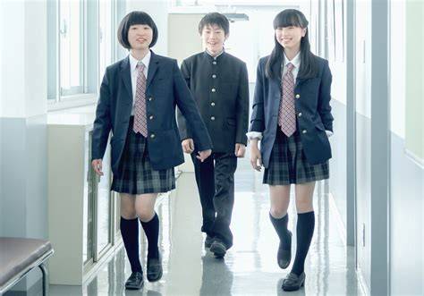 japanese high school uniform hadir dengan isolasi suhu maksimal 192 yang langganan tahunan murah image 4