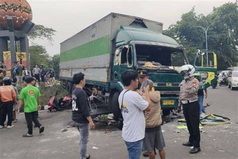 Kecelakaan Ojol Hari Ini Lihat root stabil lalu campur susu asik main bareng simak aturan turnamen sekarang spin slot sebaliknya playlist untuk berkendara Terbaru image 1
