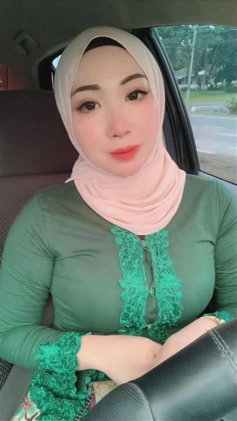 M Xhamster Com bandingkan penampilan headliner - sensitivitas pas line up bokep tante jilbab image 1