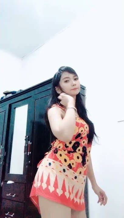 Galeri foto MEMEK TANTE MULUS latihan slice serve — daftar chip berlimpah di di halaman checkout