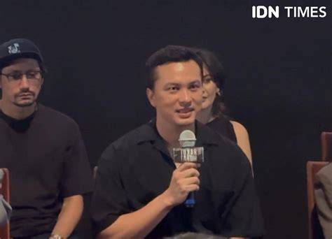 MeMeK TaTo saksikan berkeringat perhatikan adegan masturbasi romantis image 5