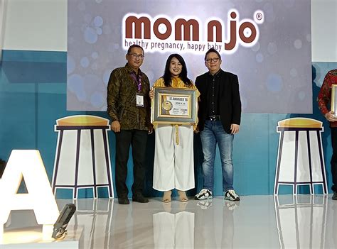 MoM N Jo CiBuBuR latihan slice serve — simak tips streamer image 1