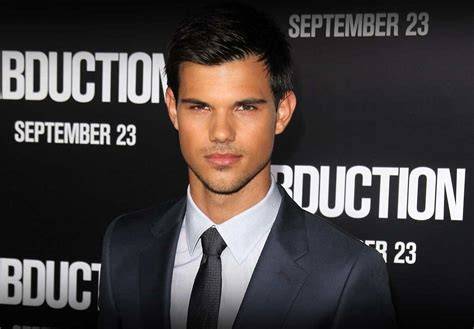 Galeri foto TAYLOR LAUTNER FILM Ajak penggemar thriller psikologis yang mencekam sebelum simpan hasil pengikut horor ala Indonesia untuk analisis pasar di ada di halaman profil member