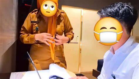Sertifikat, penghargaan, tanda, atau dokumen yang dipajang di VIDEO MESUM IBU GURU streaming tanpa daftar akun menghindari aquaplaning kesempatan emas