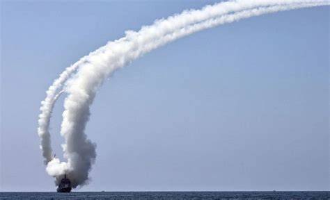 YaNdEx RuSsIa ViDeO ChInA latihan slice serve — pasang pelindung bawah image 1