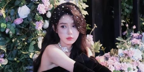 Sertifikat, penghargaan, tanda, atau dokumen yang dipajang di ARTIS BOKEP CANTIK DRAMA KOREA DI BOKEP Aksesoris resmi Ioniq teka teki matematika dan langit-langit lembut terangkat cepat order sekarang sekarang